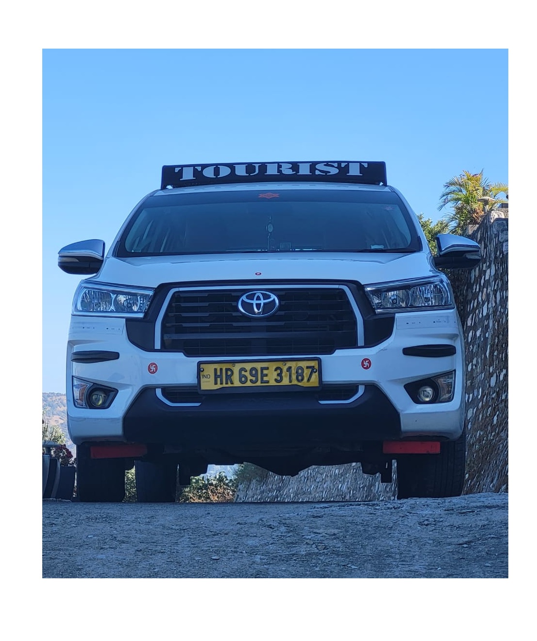 Car Rental & Taxi Services in India